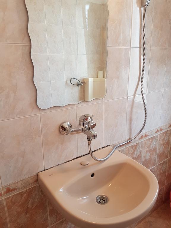 Guest Rooms Denitsa ابزور المظهر الخارجي الصورة